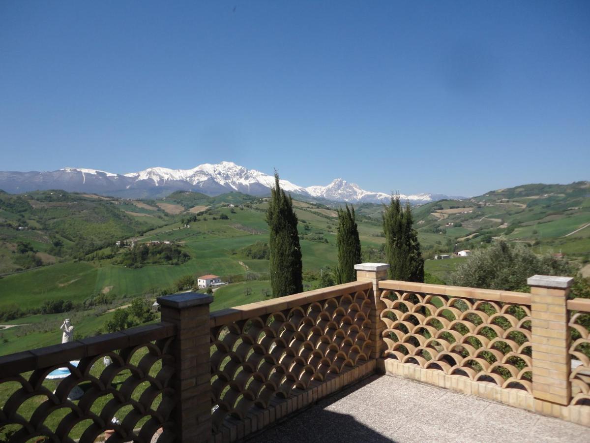 Casa Adriana Appartement Penne Buitenkant foto