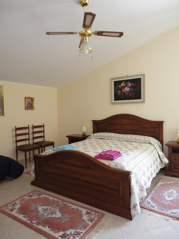 Casa Adriana Appartement Penne Buitenkant foto